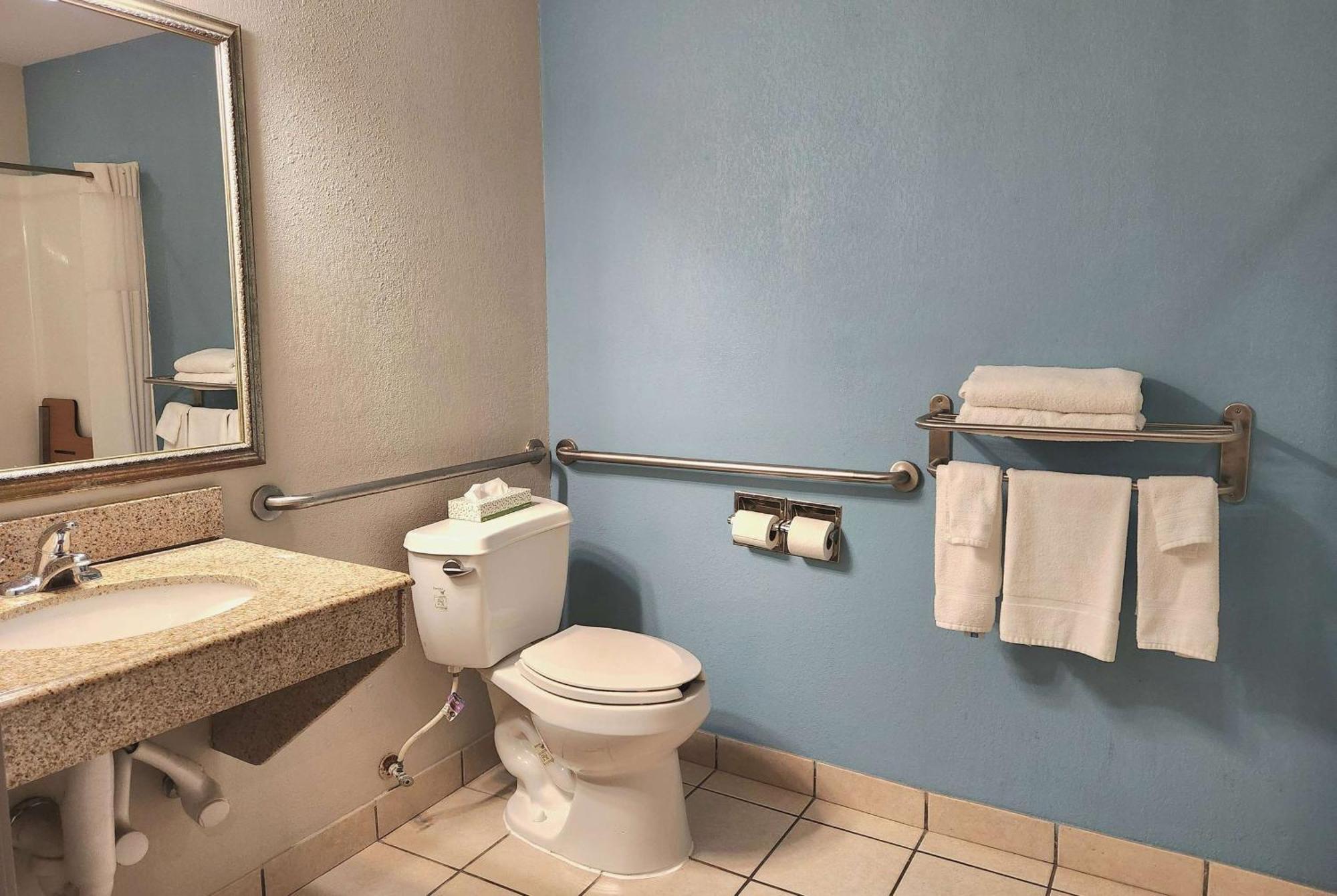 Days Inn & Suites By Wyndham Thibodaux Dış mekan fotoğraf